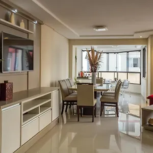 apartamento-na-rua-3500-50m-da-praia-em-balnerio-cambori-p825.santa-catarina-brasil.com/